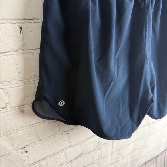 Lululemon BLUE Athletic Shorts with Lightweight Fabric and Scallop Hem Sz 10 - Picture 6 of 10